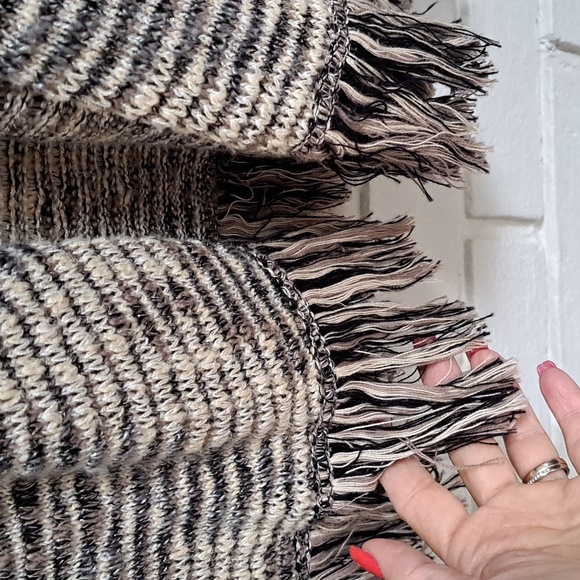 Style & Co Tan,black & cream gold Shimmer Fringe Sweater Cardigan. Size Medium - Picture 7 of 11